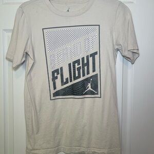 Jordon graphic t shirt size large boys